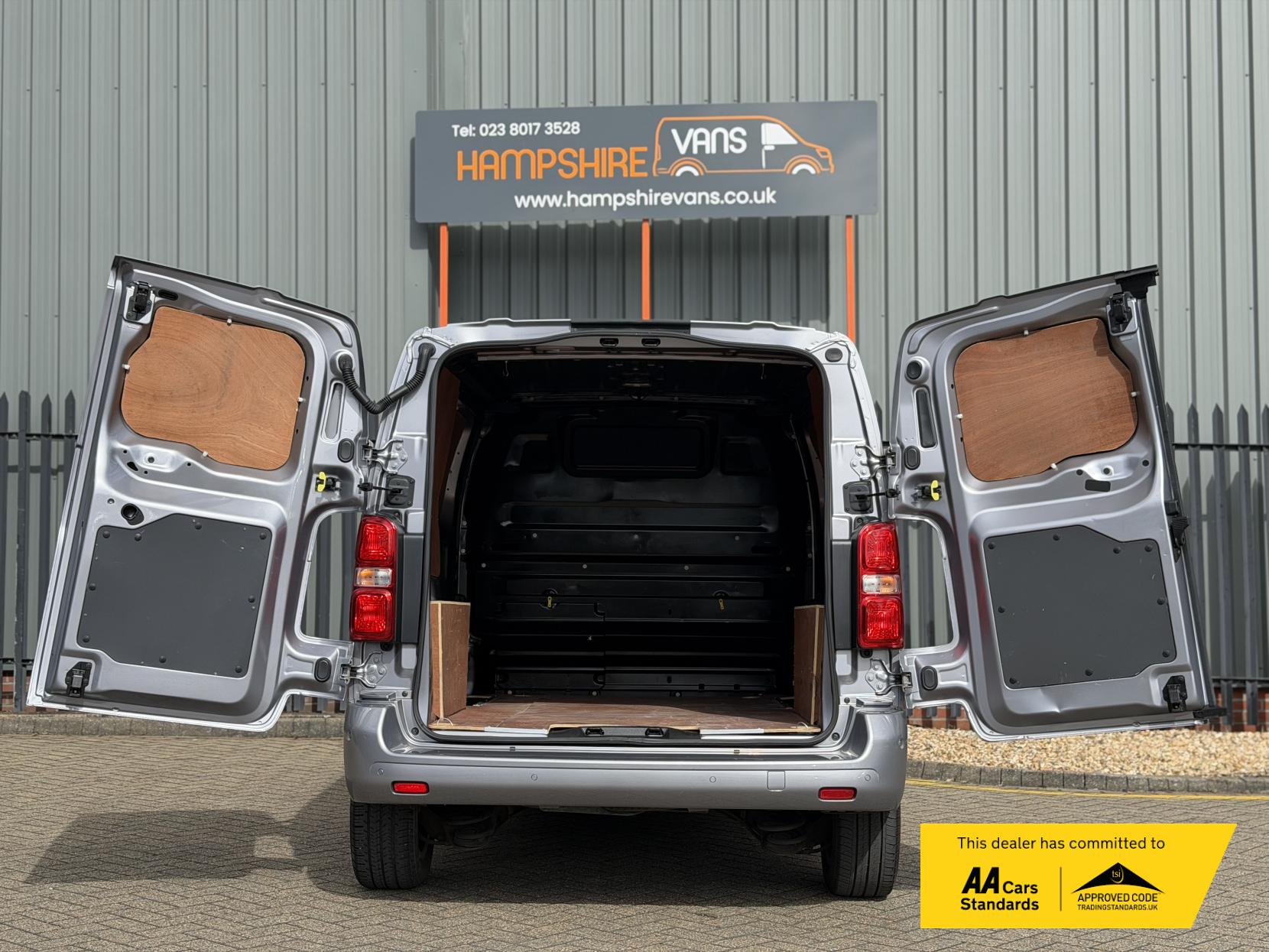 Vauxhall Vivaro 2.0 Turbo D 3100 Elite Panel Van 5dr Diesel Auto L1 H1 Euro 6 (s/s) (180 ps)