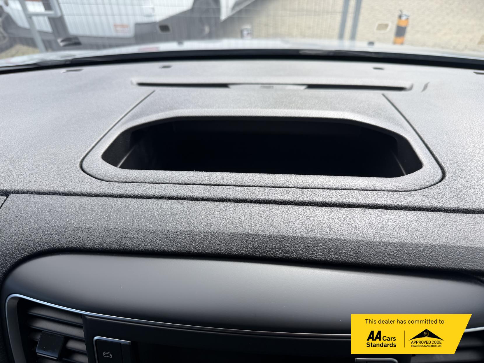 Vauxhall Vivaro 2.0 Turbo D 3100 Elite Panel Van 5dr Diesel Auto L1 H1 Euro 6 (s/s) (180 ps)