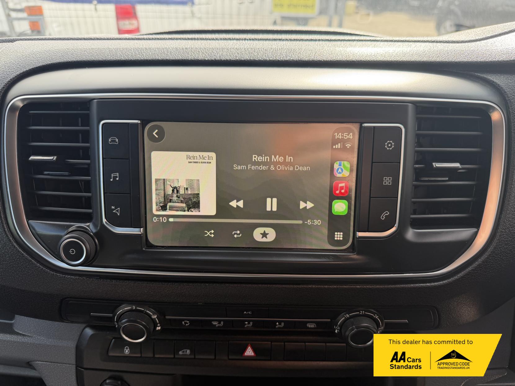 Vauxhall Vivaro 2.0 Turbo D 3100 Elite Panel Van 5dr Diesel Auto L1 H1 Euro 6 (s/s) (180 ps)