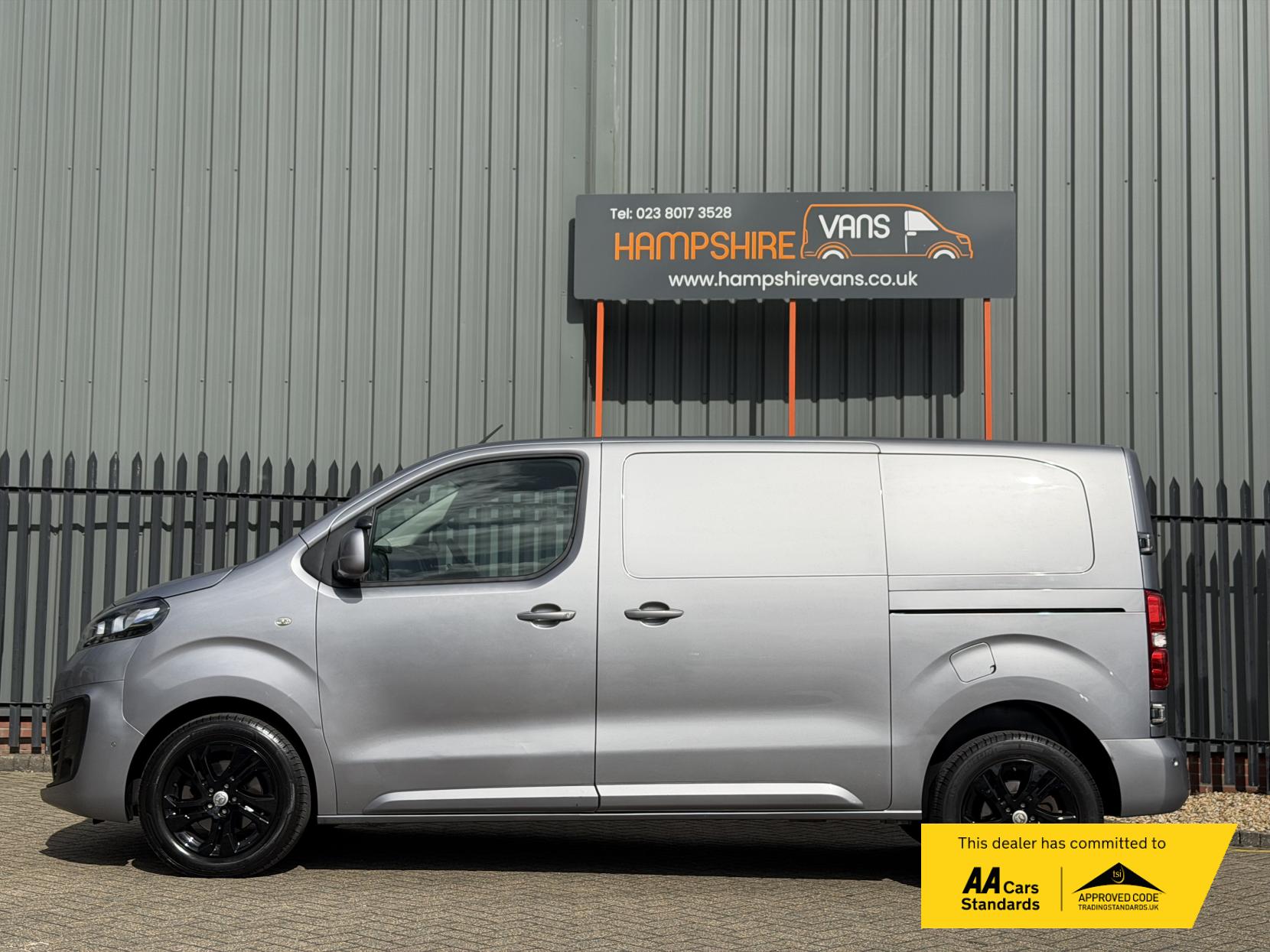 Vauxhall Vivaro 2.0 Turbo D 3100 Elite Panel Van 5dr Diesel Auto L1 H1 Euro 6 (s/s) (180 ps)