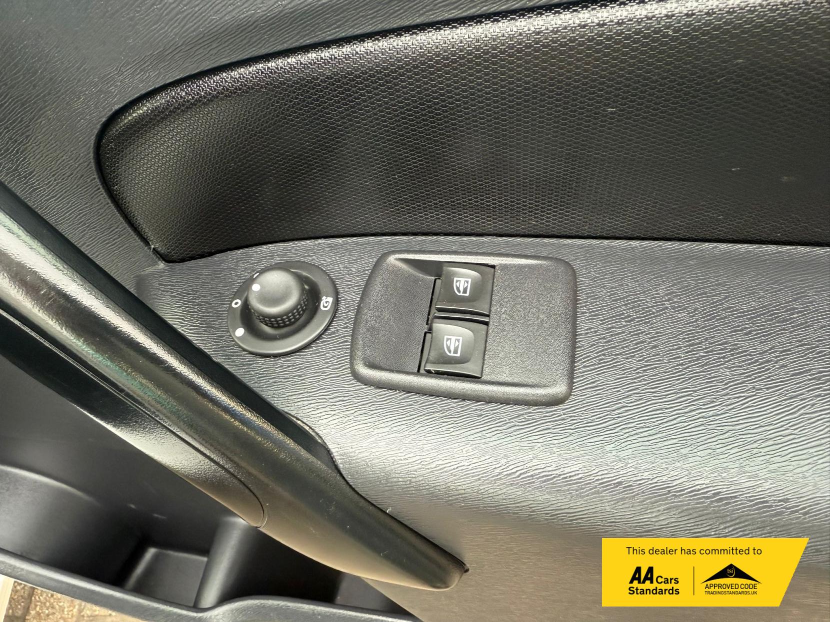 Renault Kangoo Maxi 1.5 dCi ENERGY LL21 Business+ Panel Van 6dr Diesel Manual L3 H1 Euro 6 (s/s) (95 ps)