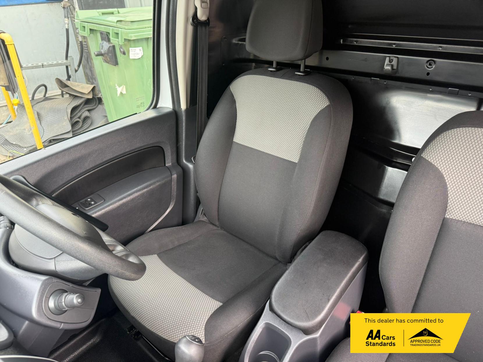 Renault Kangoo Maxi 1.5 dCi ENERGY LL21 Business+ Panel Van 6dr Diesel Manual L3 H1 Euro 6 (s/s) (95 ps)
