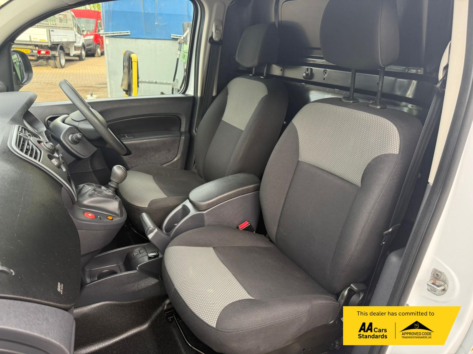 Renault Kangoo Maxi 1.5 dCi ENERGY LL21 Business+ Panel Van 6dr Diesel Manual L3 H1 Euro 6 (s/s) (95 ps)