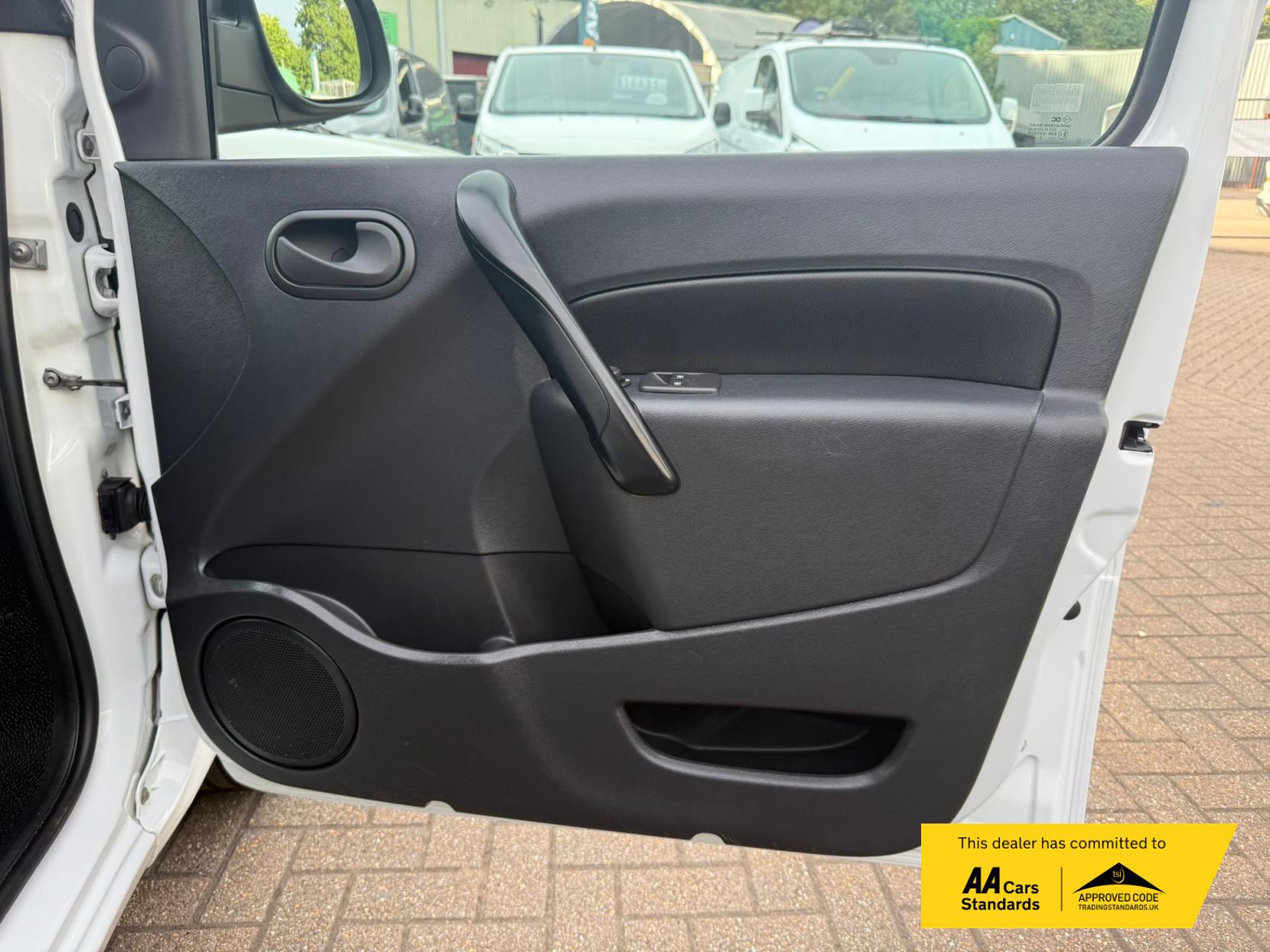 Renault Kangoo Maxi 1.5 dCi ENERGY LL21 Business+ Panel Van 6dr Diesel Manual L3 H1 Euro 6 (s/s) (95 ps)