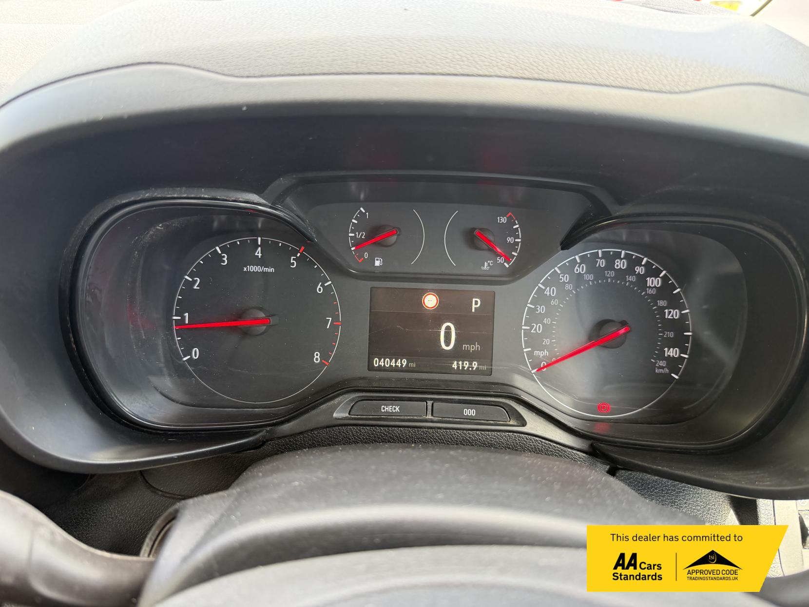 2021 Vauxhall Combo 1.5 Turbo D 2300 Edition Panel Van 4dr Diesel Auto L2 H1 Euro 6 (s/s) (130 ps) - Thumbnail 37