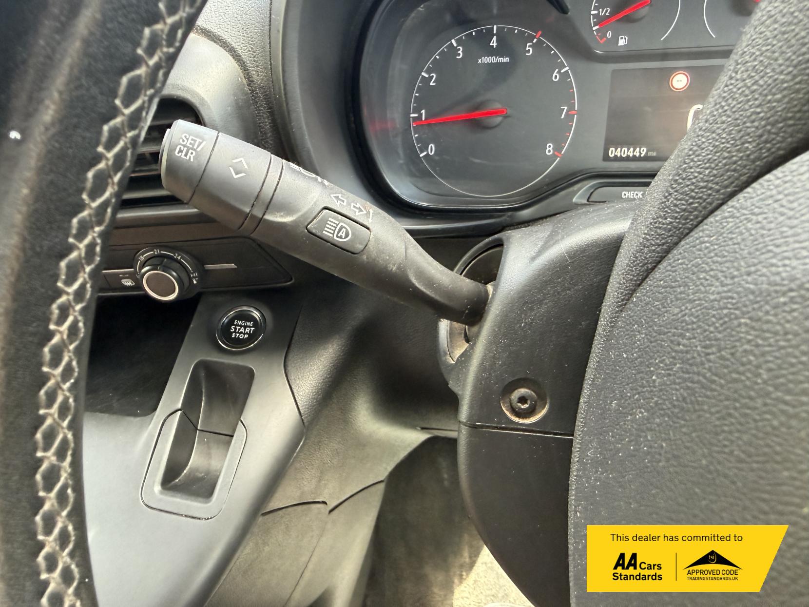 2021 Vauxhall Combo 1.5 Turbo D 2300 Edition Panel Van 4dr Diesel Auto L2 H1 Euro 6 (s/s) (130 ps) - Thumbnail 34