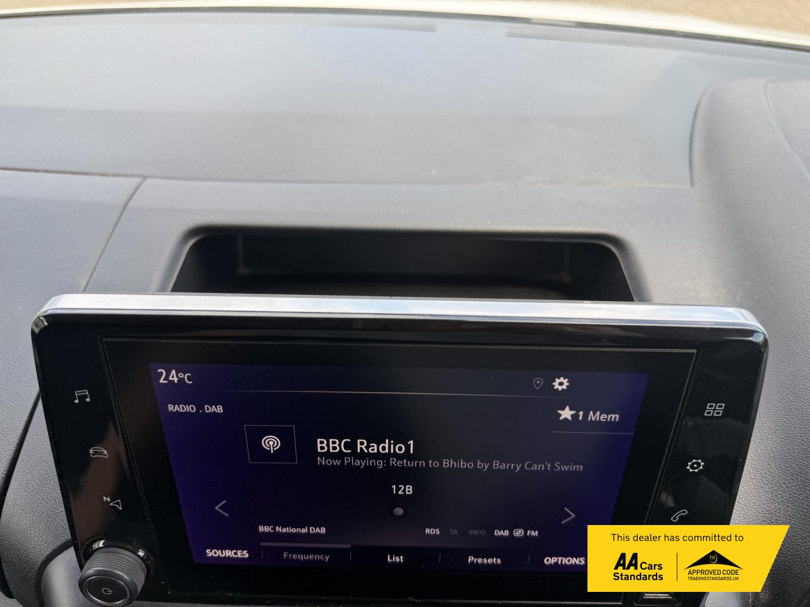 2021 Vauxhall Combo 1.5 Turbo D 2300 Edition Panel Van 4dr Diesel Auto L2 H1 Euro 6 (s/s) (130 ps) - Thumbnail 32