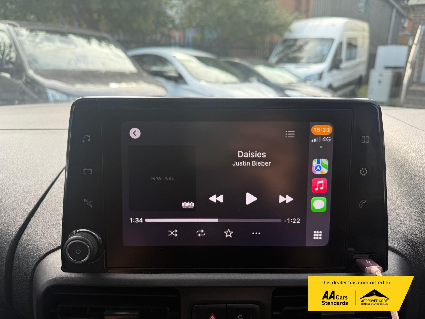 Vauxhall Combo 1.5 Turbo D 2300 Dynamic Panel Van 4dr Diesel Manual L2 H1 Euro 6 (100 ps)