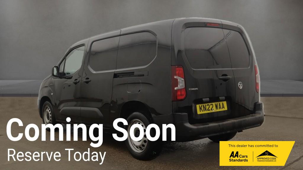 Vauxhall Combo 1.5 Turbo D 2300 Dynamic Panel Van 4dr Diesel Manual L2 H1 Euro 6 (100 ps)