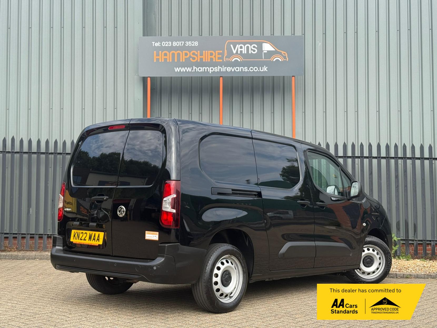 Vauxhall Combo 1.5 Turbo D 2300 Dynamic Panel Van 4dr Diesel Manual L2 H1 Euro 6 (100 ps)