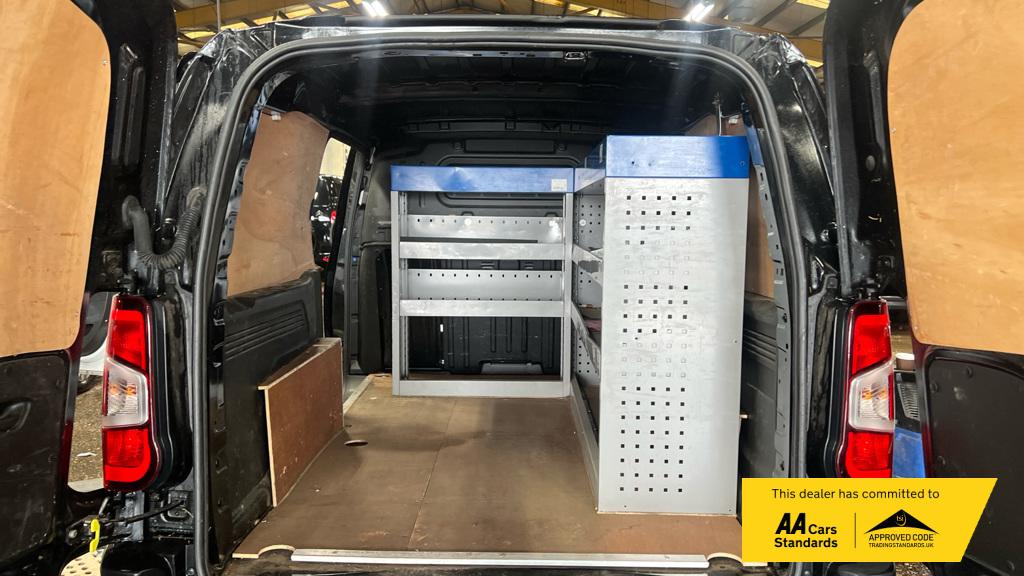 Vauxhall Combo 1.5 Turbo D 2300 Dynamic Panel Van 4dr Diesel Manual L2 H1 Euro 6 (100 ps)