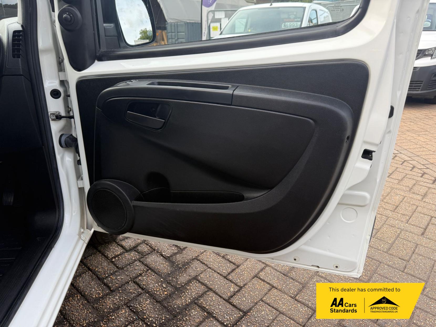 Peugeot Bipper 1.4 HDi 8v Professional Class II Panel Van 3dr Diesel Manual FWD L1 H1 (123 g/km, 70 bhp)