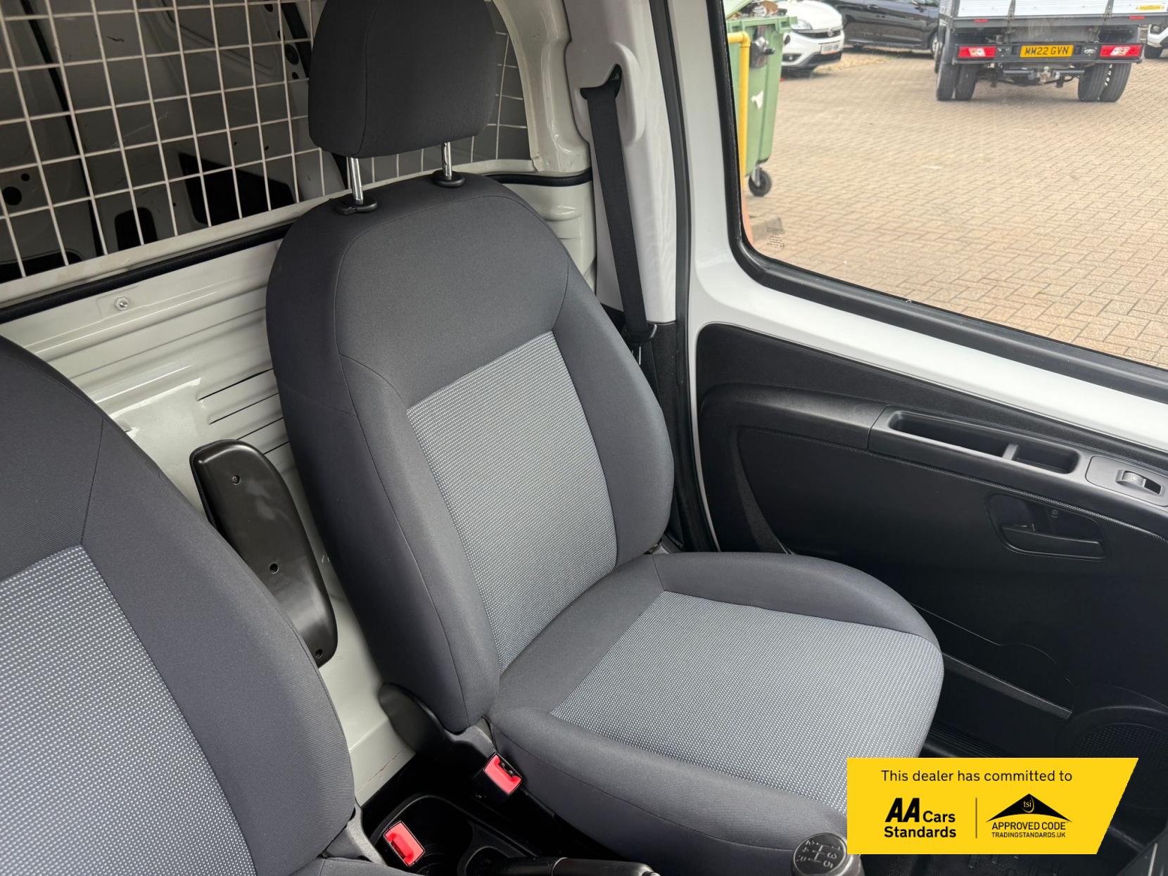 Peugeot Bipper 1.4 HDi 8v Professional Class II Panel Van 3dr Diesel Manual FWD L1 H1 (123 g/km, 70 bhp)