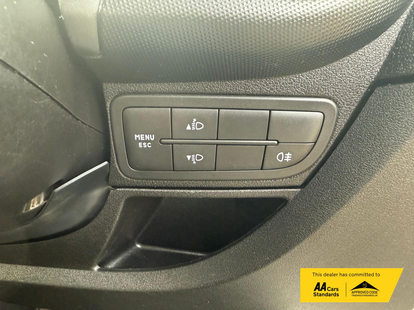 Peugeot Bipper 1.4 HDi 8v Professional Class II Panel Van 3dr Diesel Manual FWD L1 H1 (123 g/km, 70 bhp)