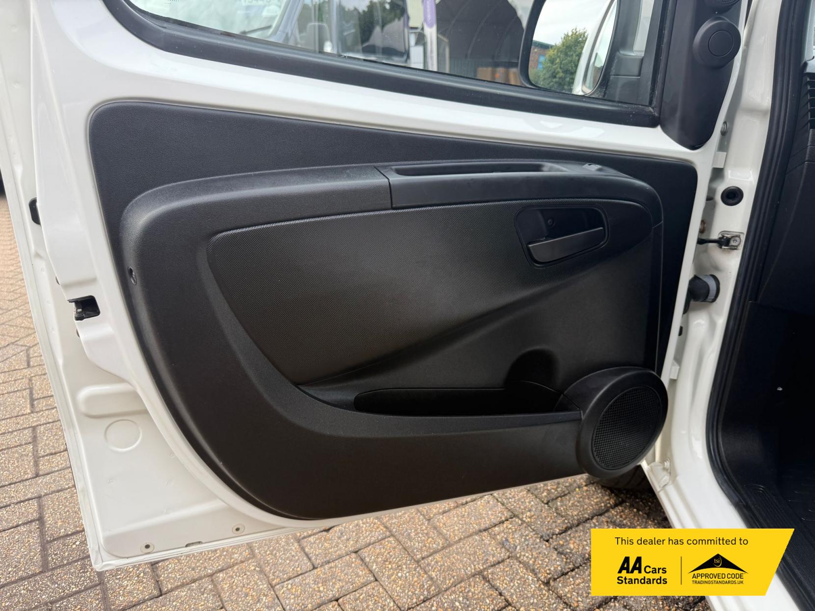 Peugeot Bipper 1.4 HDi 8v Professional Class II Panel Van 3dr Diesel Manual FWD L1 H1 (123 g/km, 70 bhp)