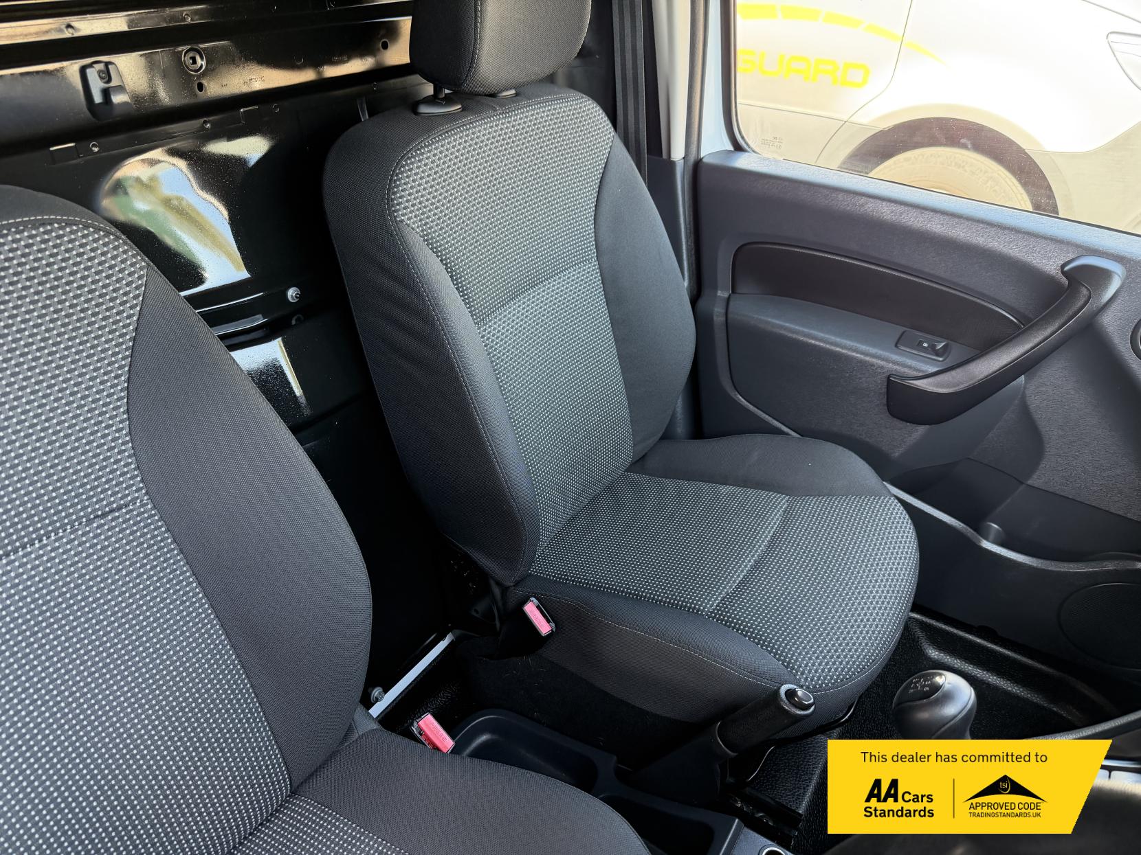 2019 Mercedes-Benz Citan 1.5 109 CDI BlueEfficiency Panel Van 6dr Diesel Manual L3 Euro 5 (s/s) (90 ps) - Thumbnail 12