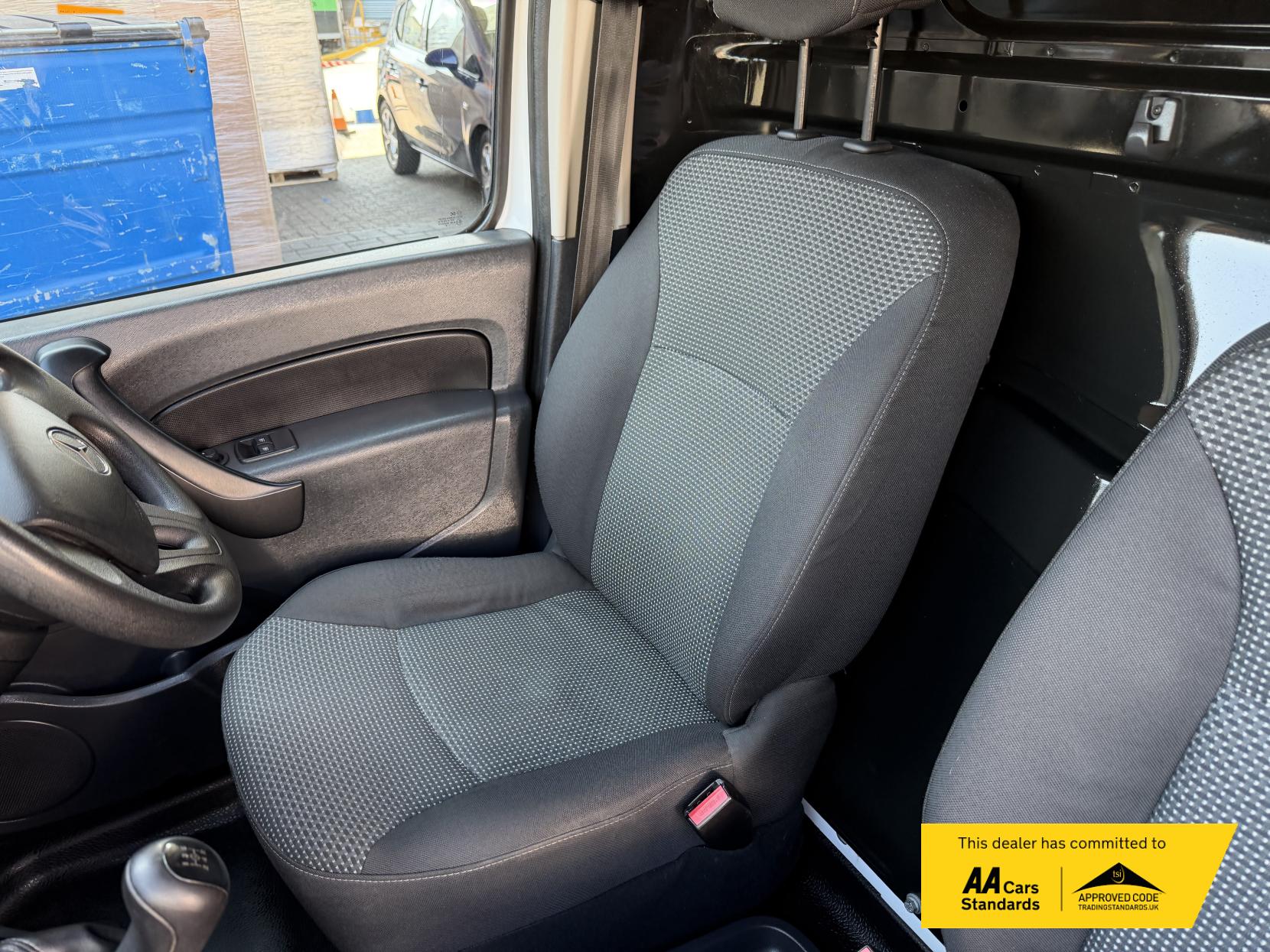 2019 Mercedes-Benz Citan 1.5 109 CDI BlueEfficiency Panel Van 6dr Diesel Manual L3 Euro 5 (s/s) (90 ps) - Thumbnail 9