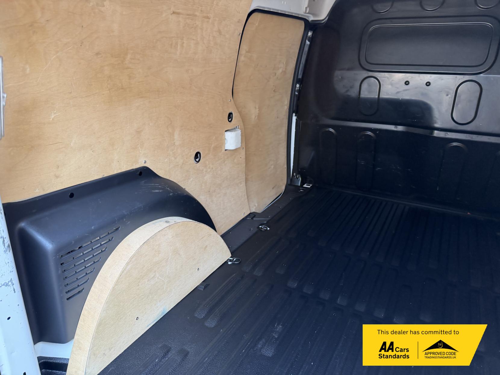 2019 Mercedes-Benz Citan 1.5 109 CDI BlueEfficiency Panel Van 6dr Diesel Manual L3 Euro 5 (s/s) (90 ps) - Thumbnail 17