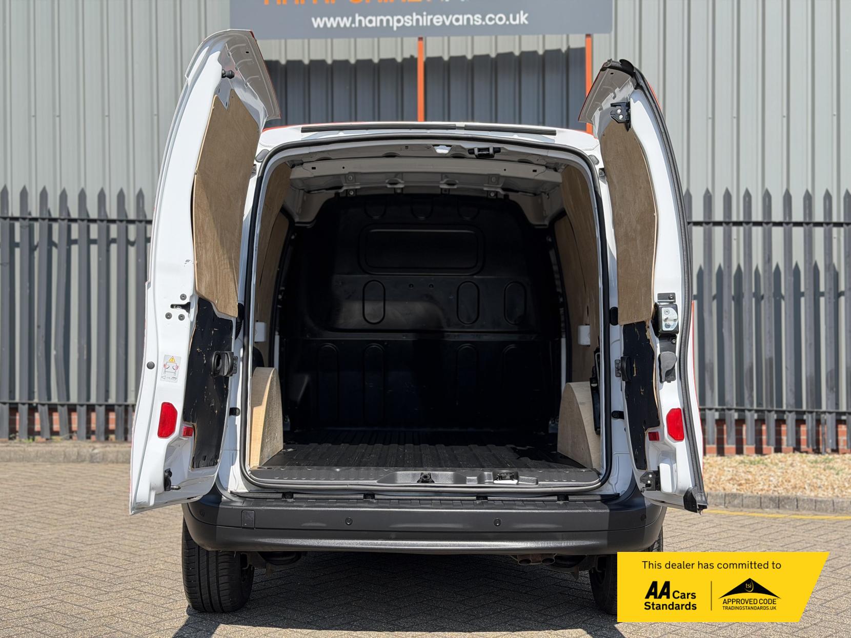 2019 Mercedes-Benz Citan 1.5 109 CDI BlueEfficiency Panel Van 6dr Diesel Manual L3 Euro 5 (s/s) (90 ps) - Thumbnail 15