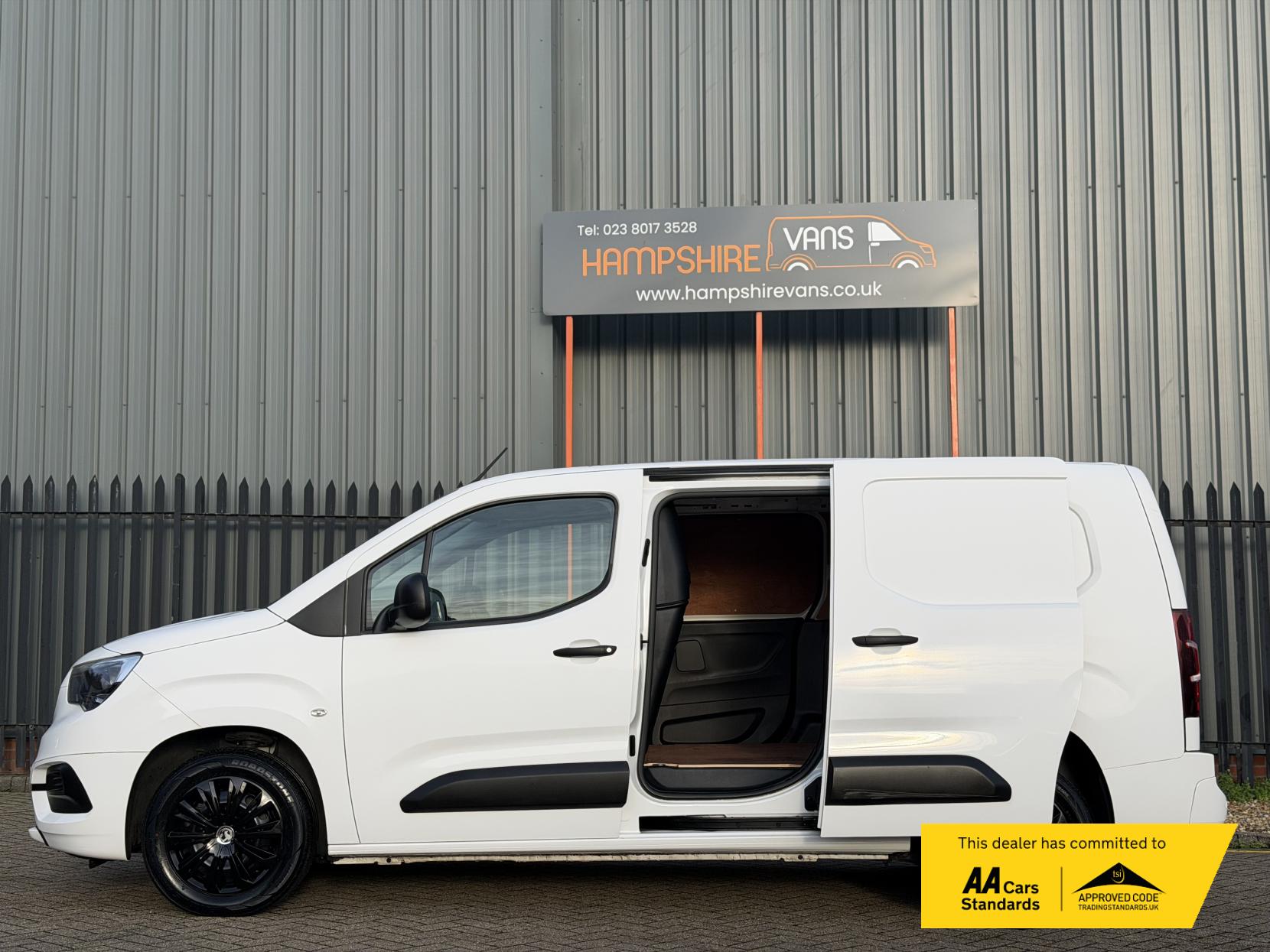 Vauxhall Combo 1.5 Turbo D 2300 Sportive Panel Van 4dr Diesel Manual L2 H1 Euro 6 (s/s) (100 ps)