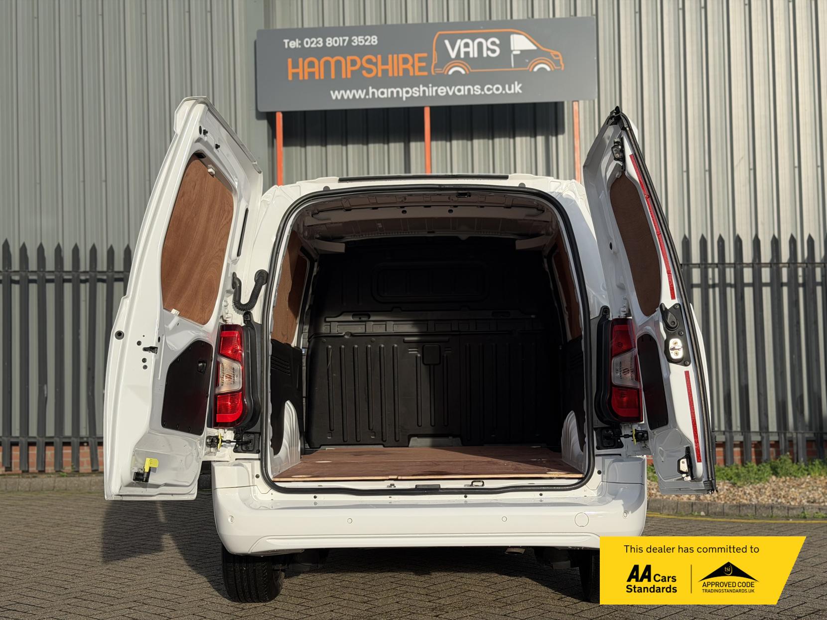 Vauxhall Combo 1.5 Turbo D 2300 Sportive Panel Van 4dr Diesel Manual L2 H1 Euro 6 (s/s) (100 ps)