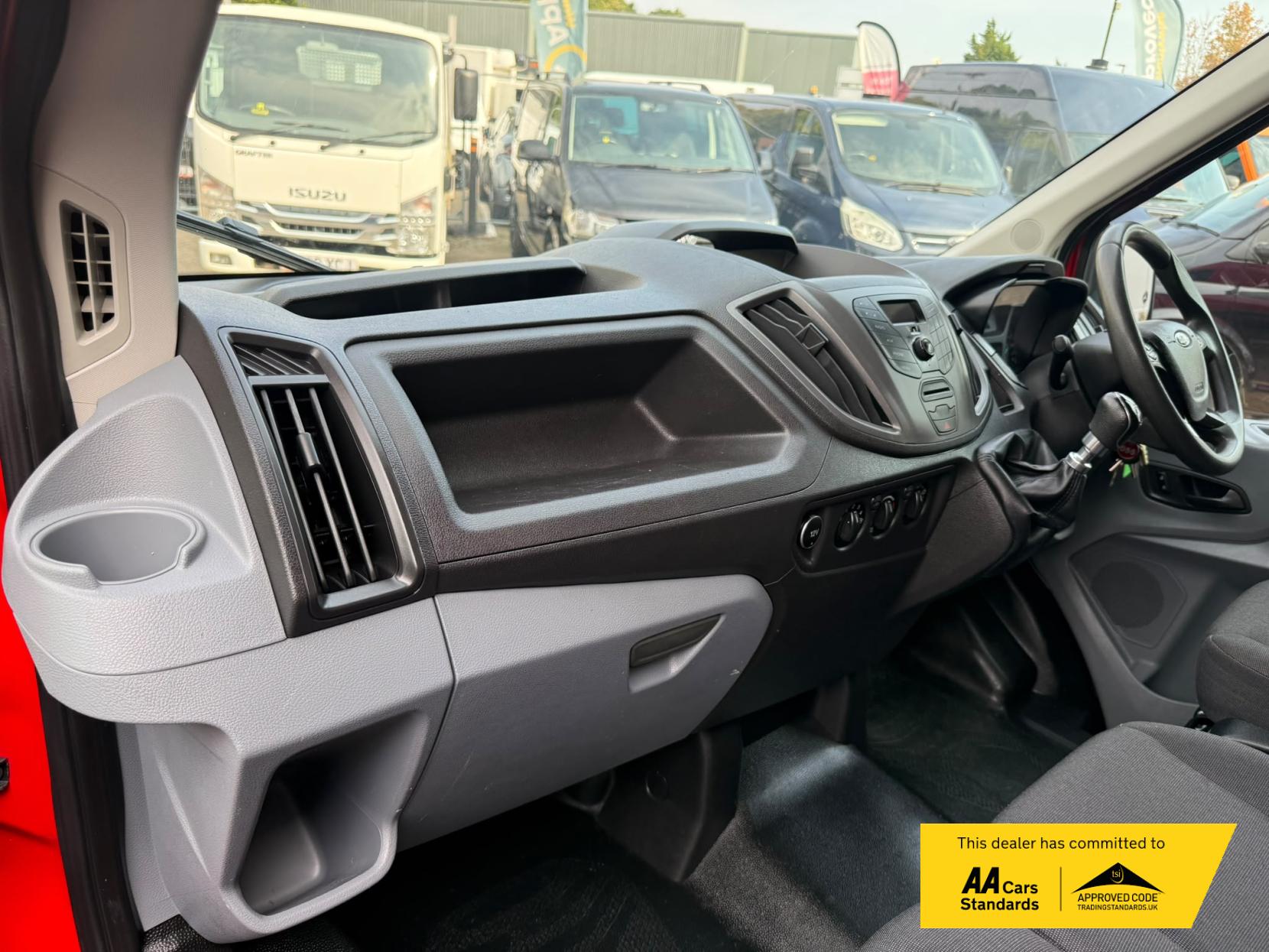 2018 Ford Transit 2.0 350 EcoBlue Panel Van 5dr Diesel Manual RWD L2 H3 Euro 6 (130 ps) - Thumbnail 29