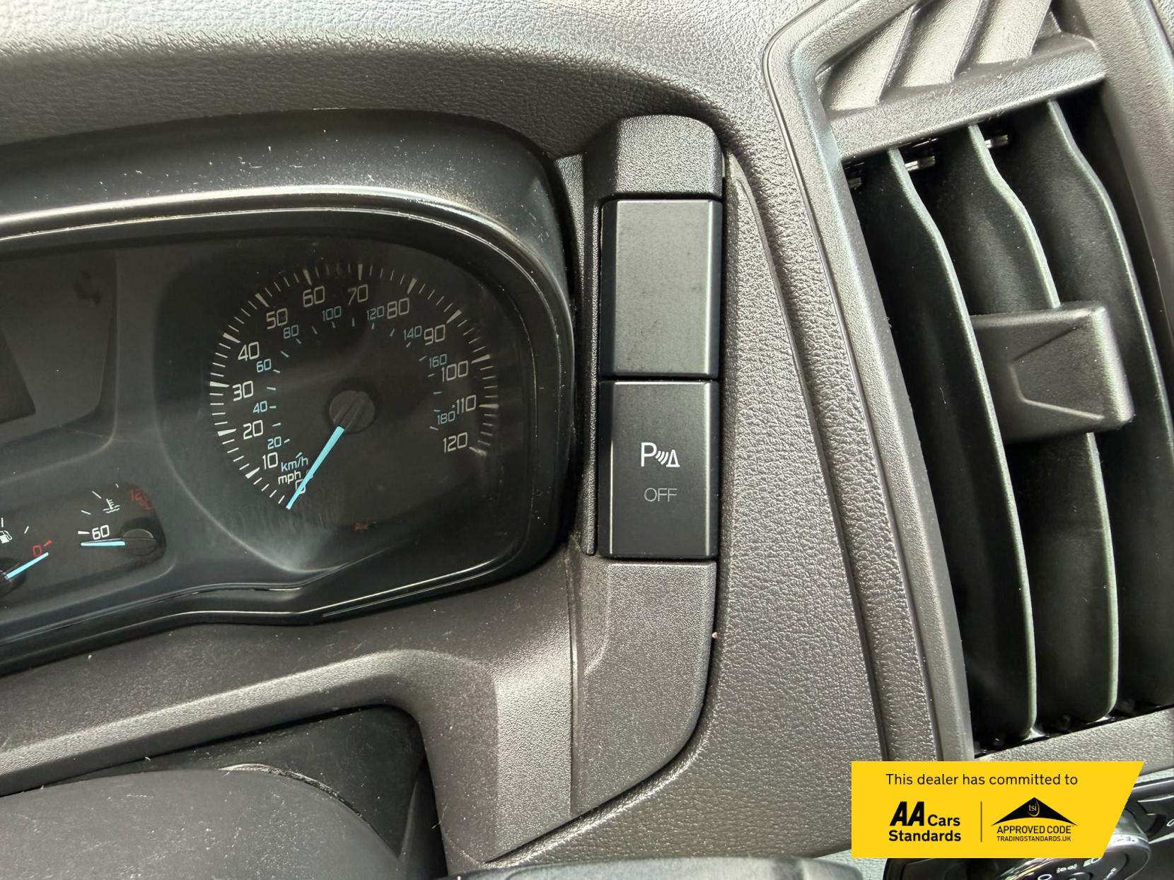2018 Ford Transit 2.0 350 EcoBlue Panel Van 5dr Diesel Manual RWD L2 H3 Euro 6 (130 ps) - Thumbnail 49