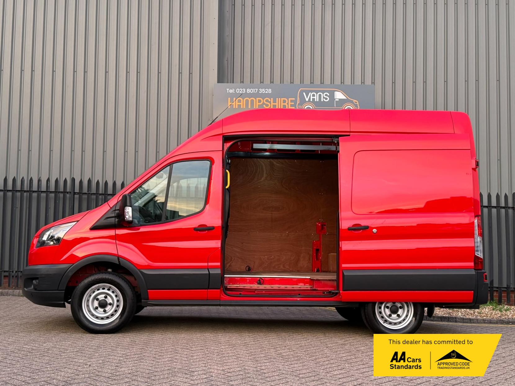2018 Ford Transit 2.0 350 EcoBlue Panel Van 5dr Diesel Manual RWD L2 H3 Euro 6 (130 ps) - Thumbnail 6