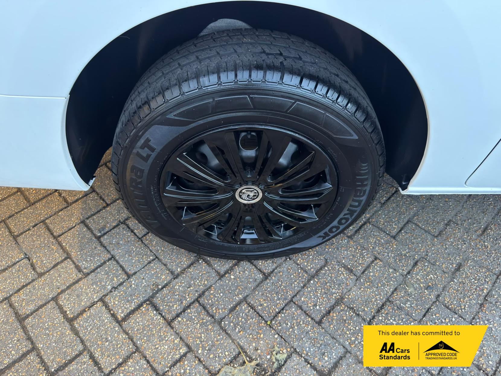 2020 Vauxhall Vivaro 1.5 Turbo D 2900 Sportive Panel Van 5dr Diesel Manual L2 H1 Euro 6 (s/s) (100 ps) - Thumbnail 56