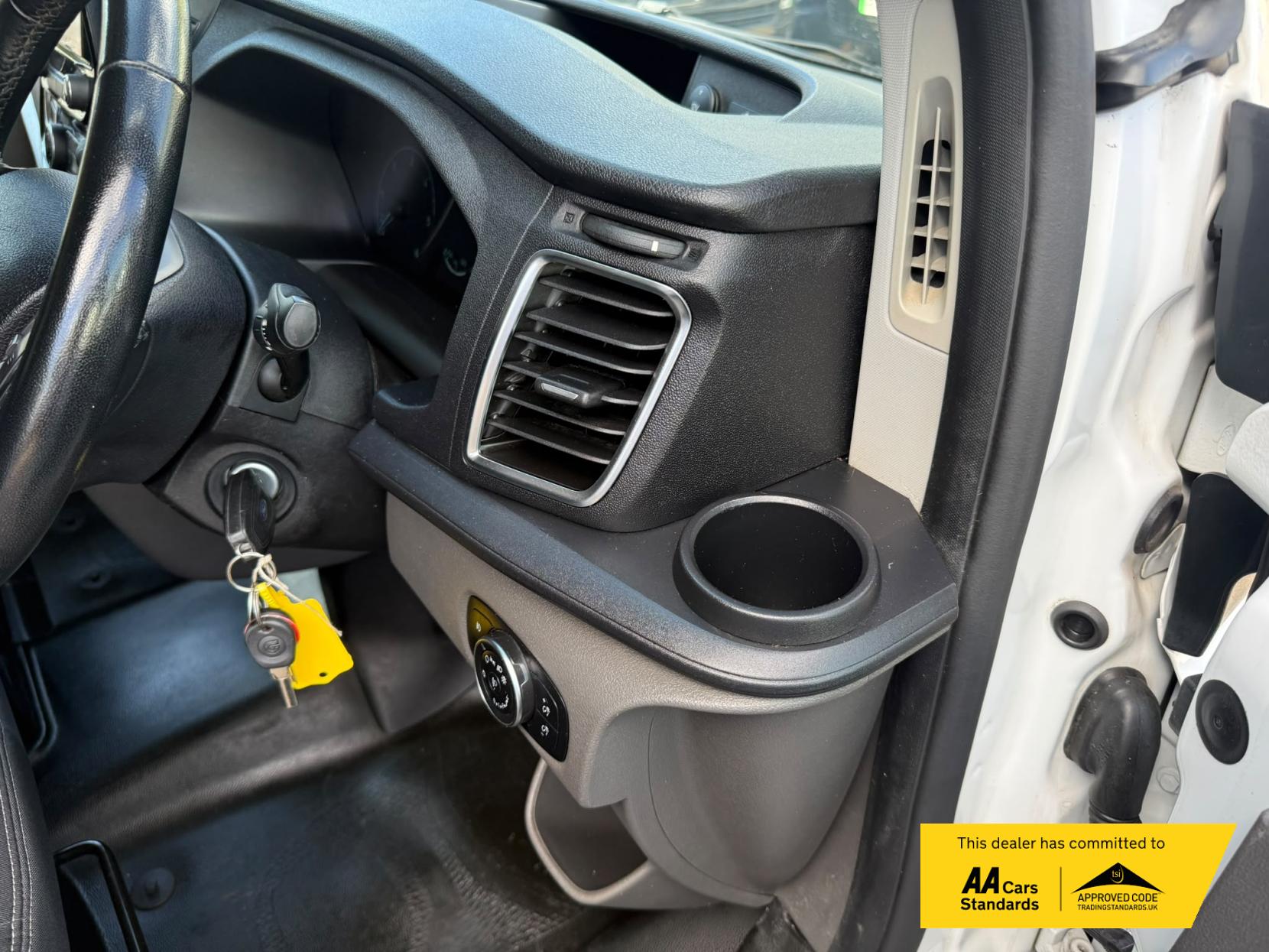 2022 Ford Transit Custom 2.0 300 EcoBlue Limited Panel Van 5dr Diesel Manual L2 H1 Euro 6 (s/s) (130 ps) - Thumbnail 48