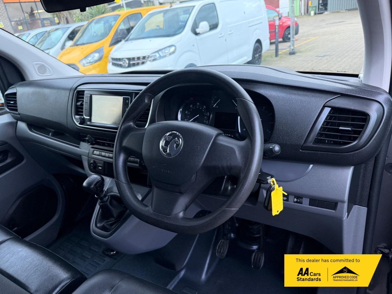 Vauxhall Vivaro 2.0 Turbo D 3100 Sportive Panel Van 5dr Diesel Manual L2 H1 Euro 6 (s/s) (120 ps)