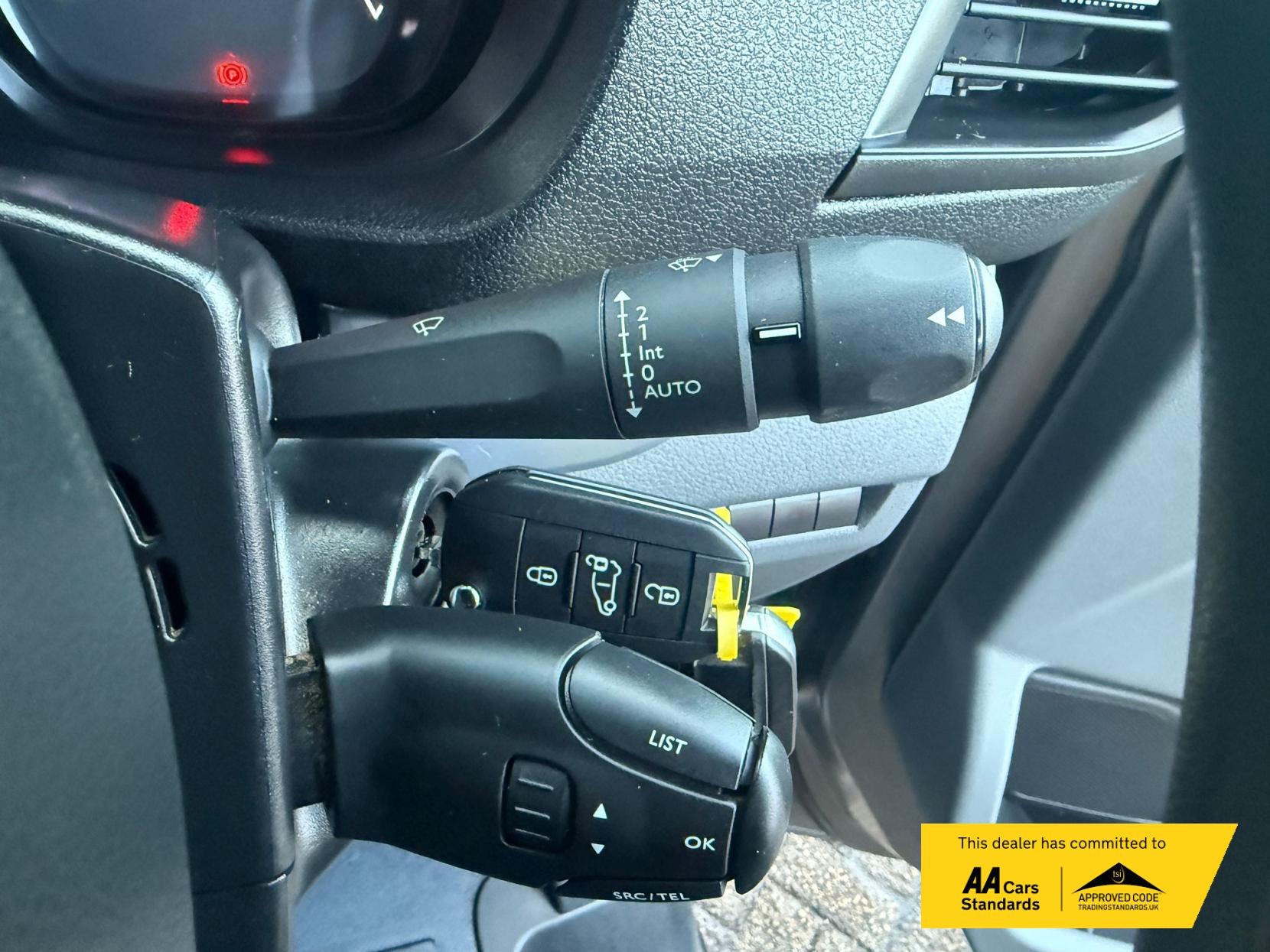 Vauxhall Vivaro 2.0 Turbo D 3100 Sportive Panel Van 5dr Diesel Manual L2 H1 Euro 6 (s/s) (120 ps)