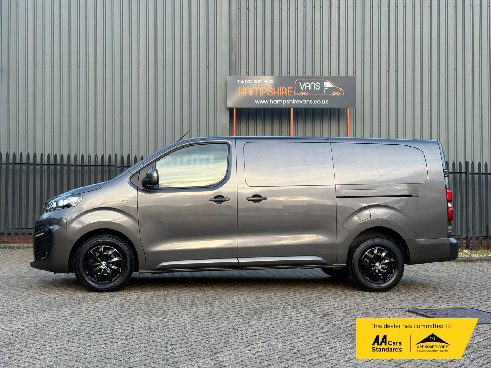 Vauxhall Vivaro 2.0 Turbo D 3100 Sportive Panel Van 5dr Diesel Manual L2 H1 Euro 6 (s/s) (120 ps)