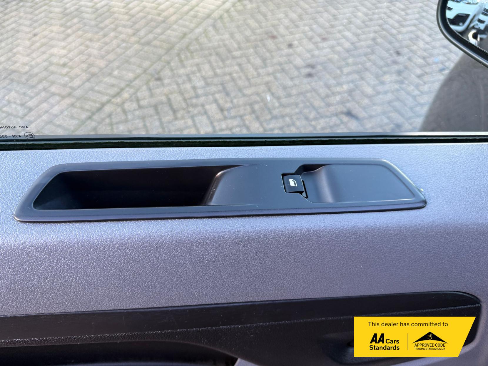 Vauxhall Vivaro 2.0 Turbo D 3100 Sportive Panel Van 5dr Diesel Manual L2 H1 Euro 6 (s/s) (120 ps)