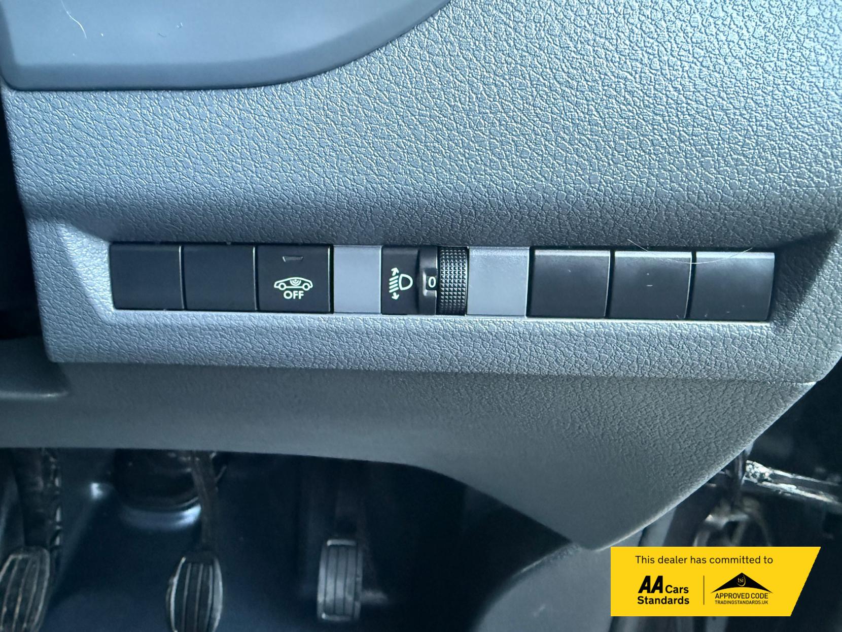 Vauxhall Vivaro 2.0 Turbo D 3100 Sportive Panel Van 5dr Diesel Manual L2 H1 Euro 6 (s/s) (120 ps)