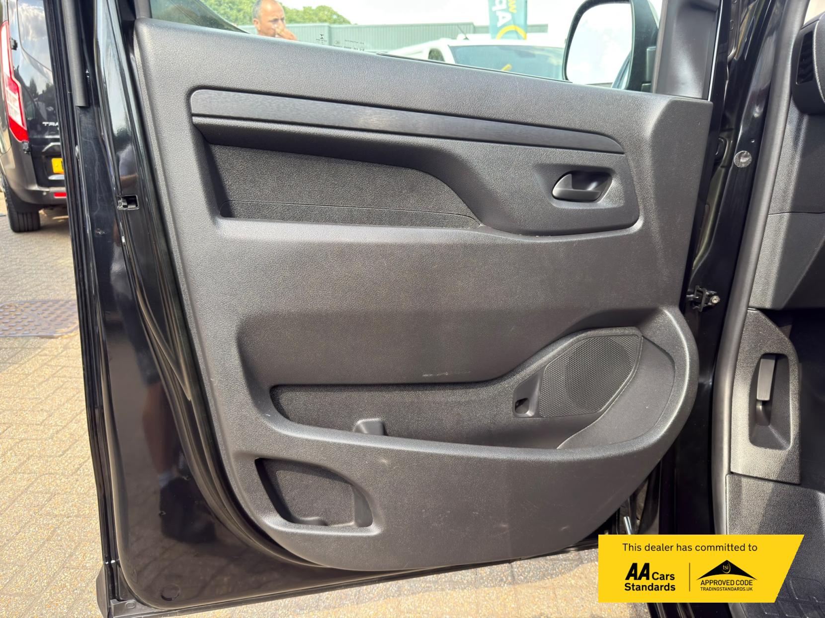 2023 Vauxhall Vivaro 1.5 Turbo D 2700 Pro Panel Van 6dr Diesel Manual L1 H1 Euro 6 (s/s) (120 ps) - Thumbnail 45