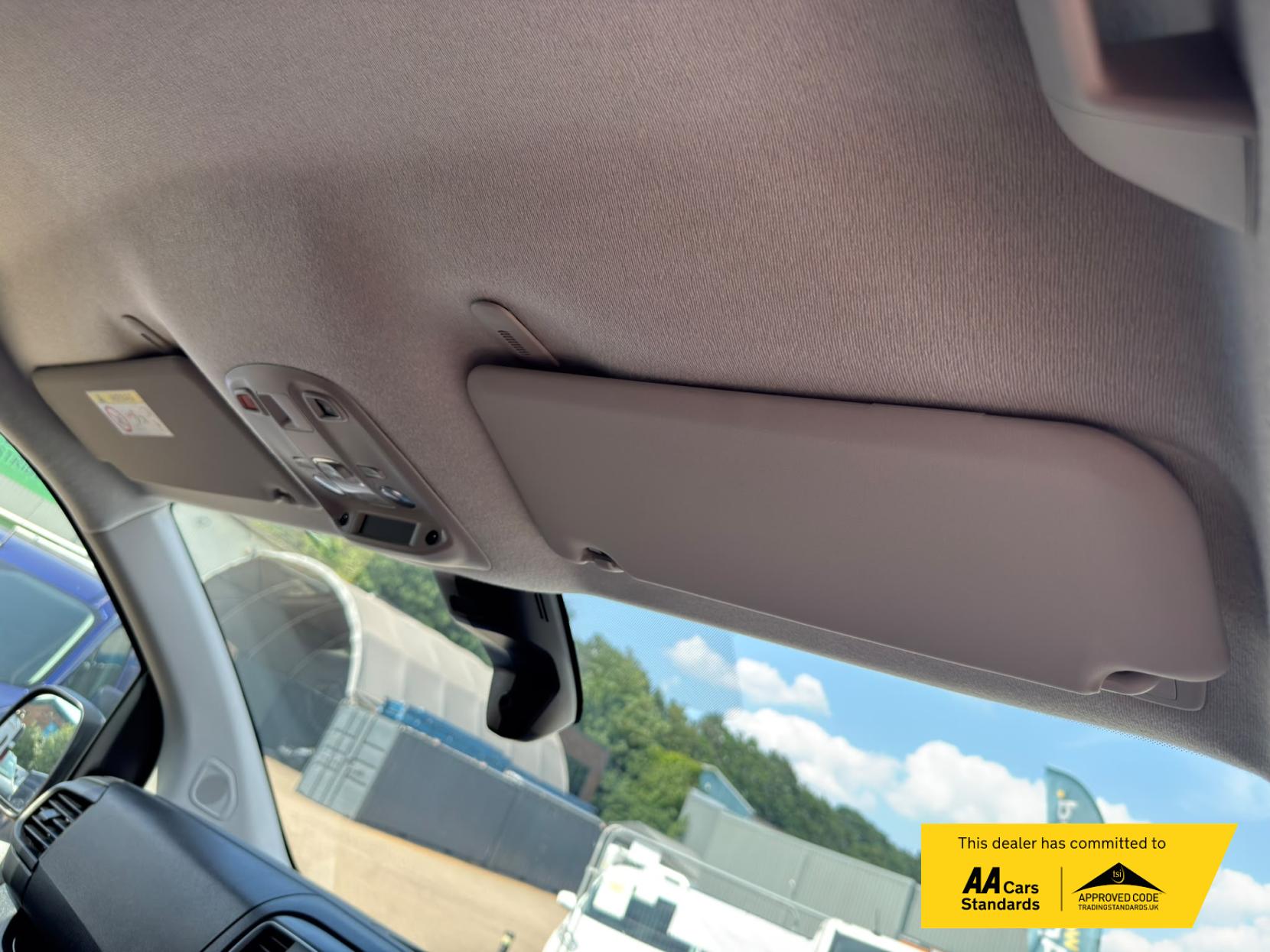 2023 Vauxhall Vivaro 1.5 Turbo D 2700 Pro Panel Van 6dr Diesel Manual L1 H1 Euro 6 (s/s) (120 ps) - Thumbnail 53