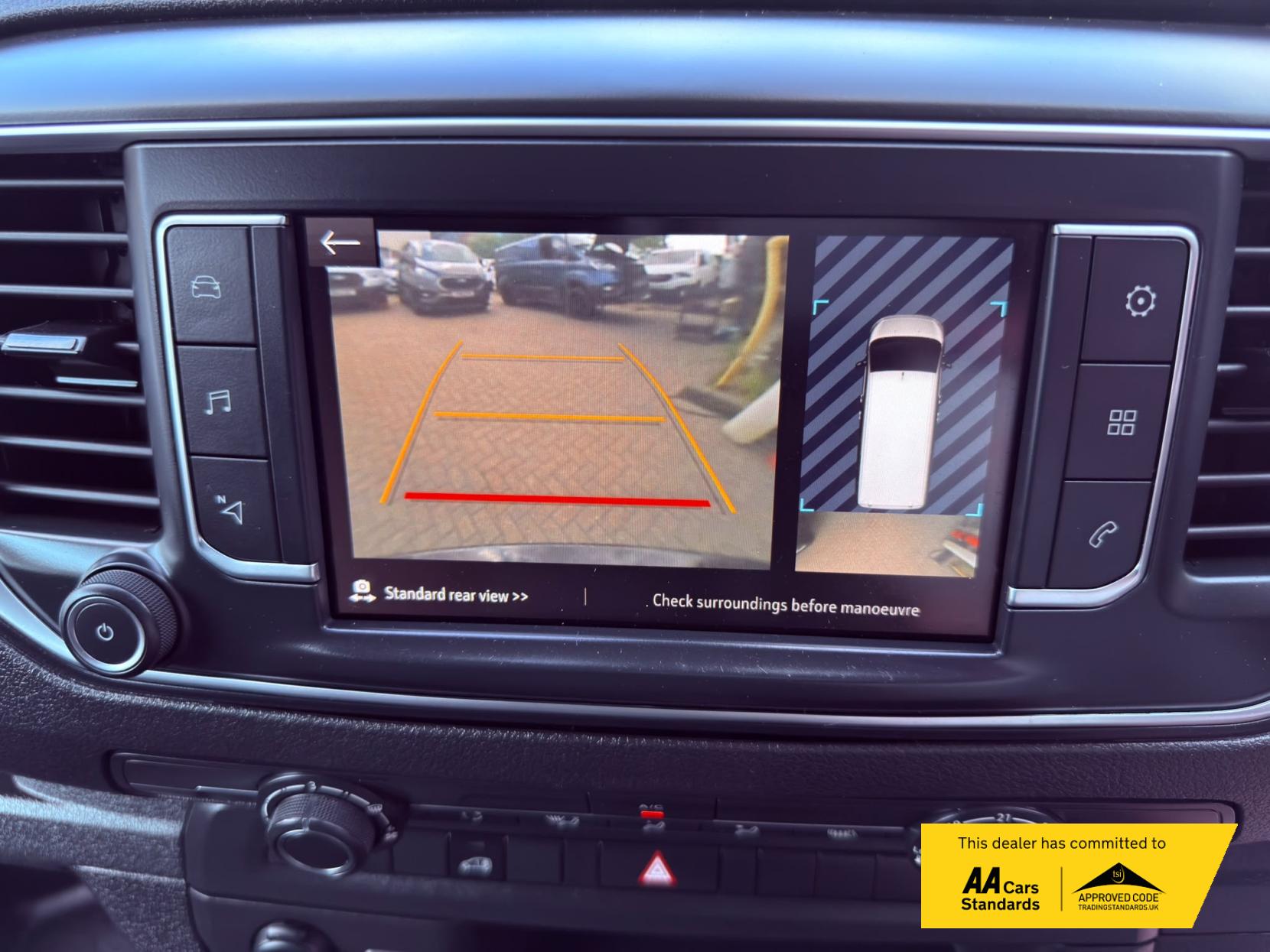 2023 Vauxhall Vivaro 1.5 Turbo D 2700 Pro Panel Van 6dr Diesel Manual L1 H1 Euro 6 (s/s) (120 ps) - Thumbnail 8