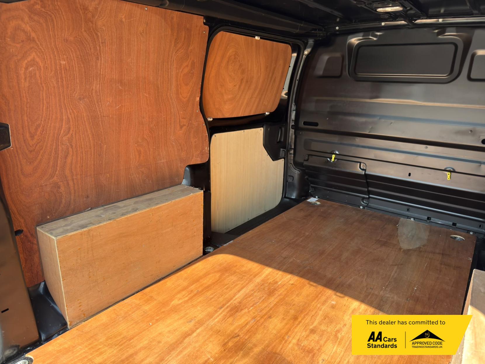 2023 Vauxhall Vivaro 1.5 Turbo D 2700 Pro Panel Van 6dr Diesel Manual L1 H1 Euro 6 (s/s) (120 ps) - Thumbnail 19