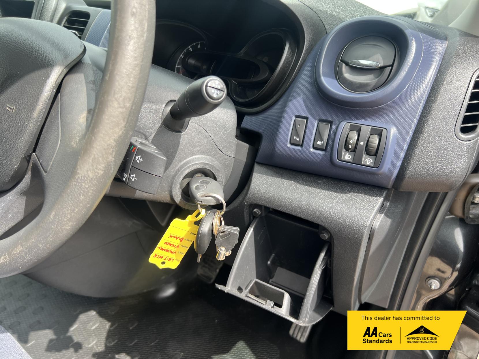 Vauxhall Vivaro 1.6 CDTi 2700 Panel Van 5dr Diesel Manual L1 H1 Euro 6 (120 ps)