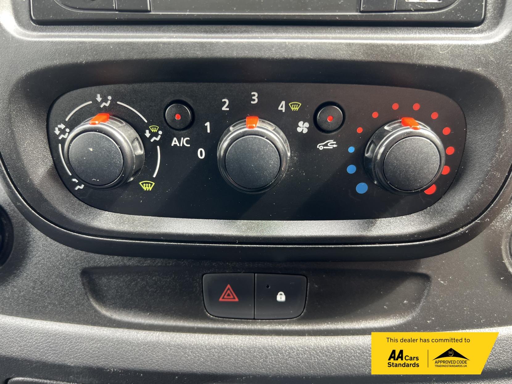 Vauxhall Vivaro 1.6 CDTi 2700 Panel Van 5dr Diesel Manual L1 H1 Euro 6 (120 ps)