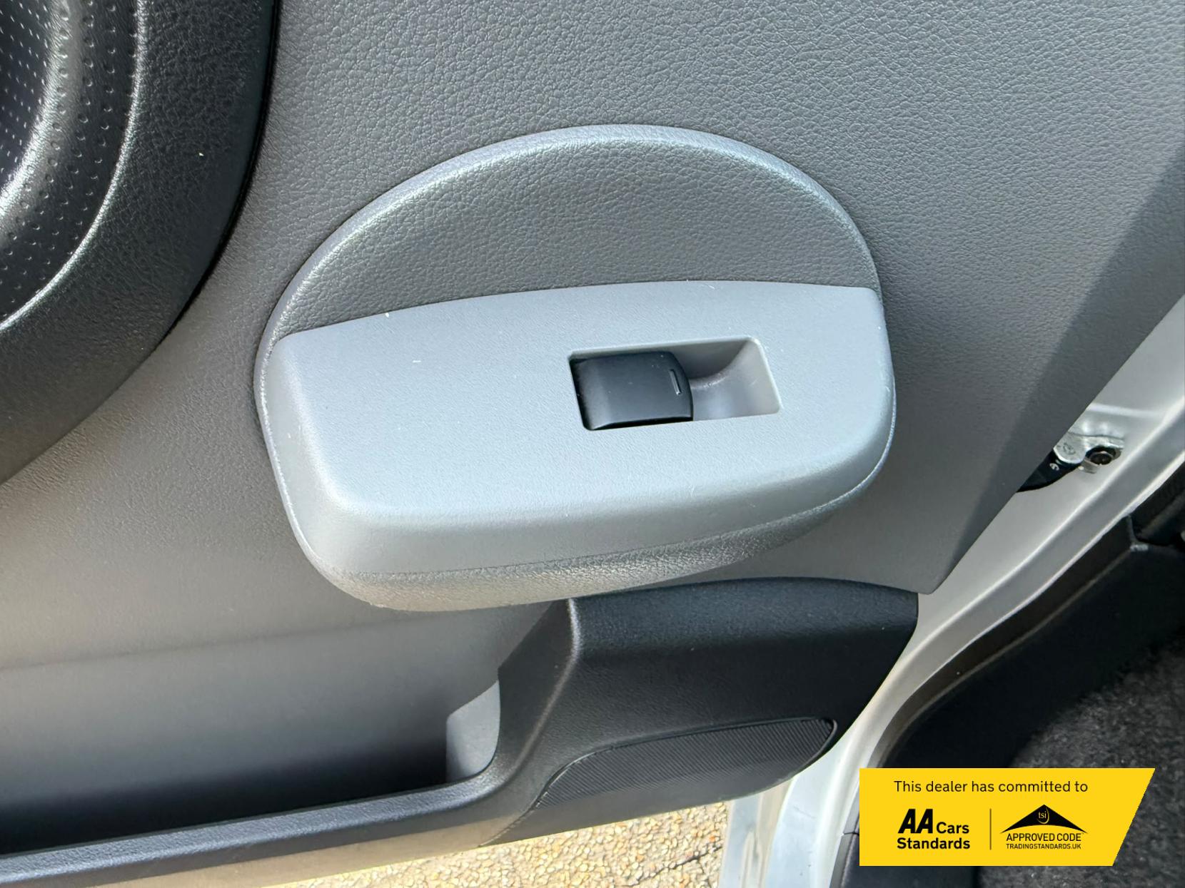 2019 Nissan e-NV200 40kWh Acenta Panel Van 5dr Electric Auto SWB (Quick Charge) (109 ps) - Thumbnail 25