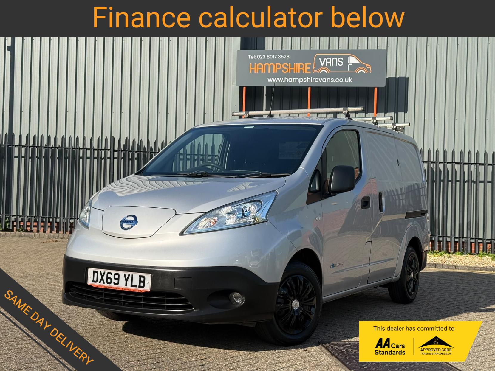 2019 Nissan e-NV200 40kWh Acenta Panel Van 5dr Electric Auto SWB (Quick Charge) (109 ps) - Thumbnail 2