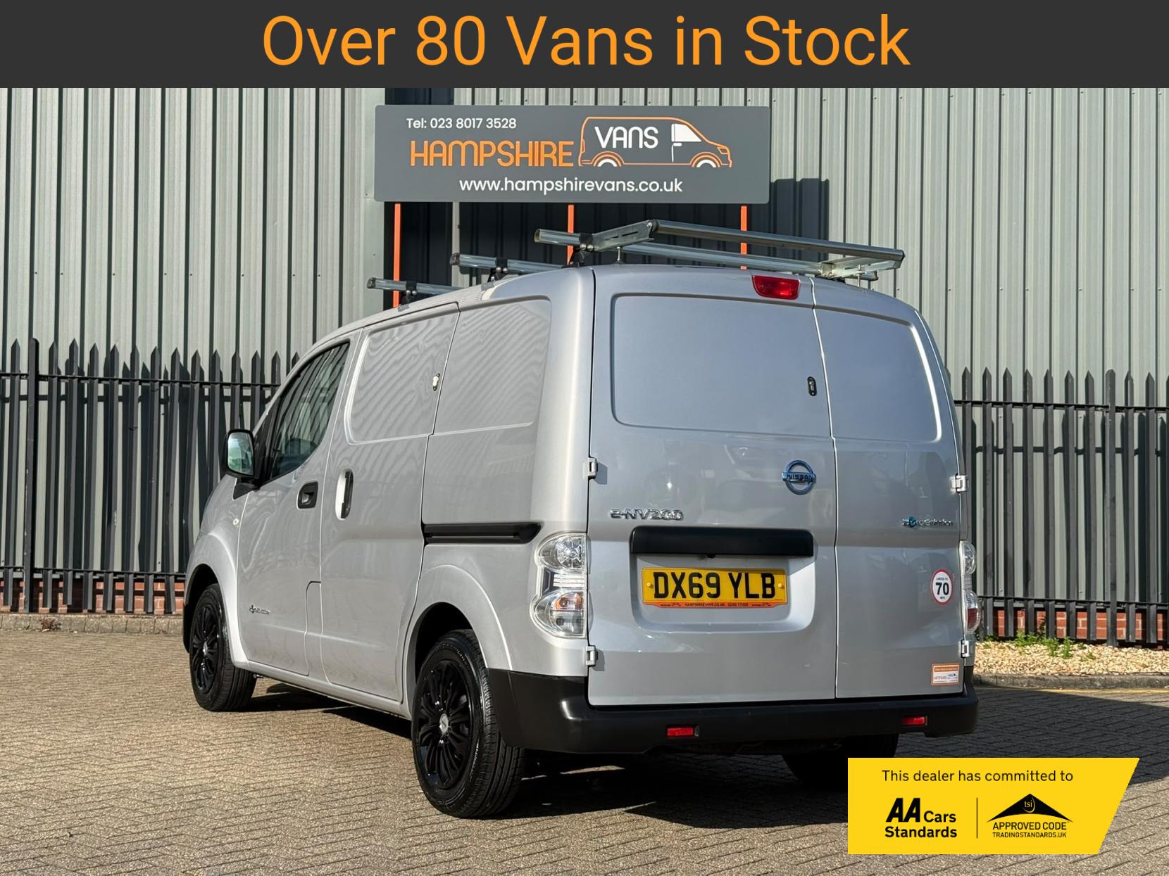 2019 Nissan e-NV200 40kWh Acenta Panel Van 5dr Electric Auto SWB (Quick Charge) (109 ps) - Thumbnail 4