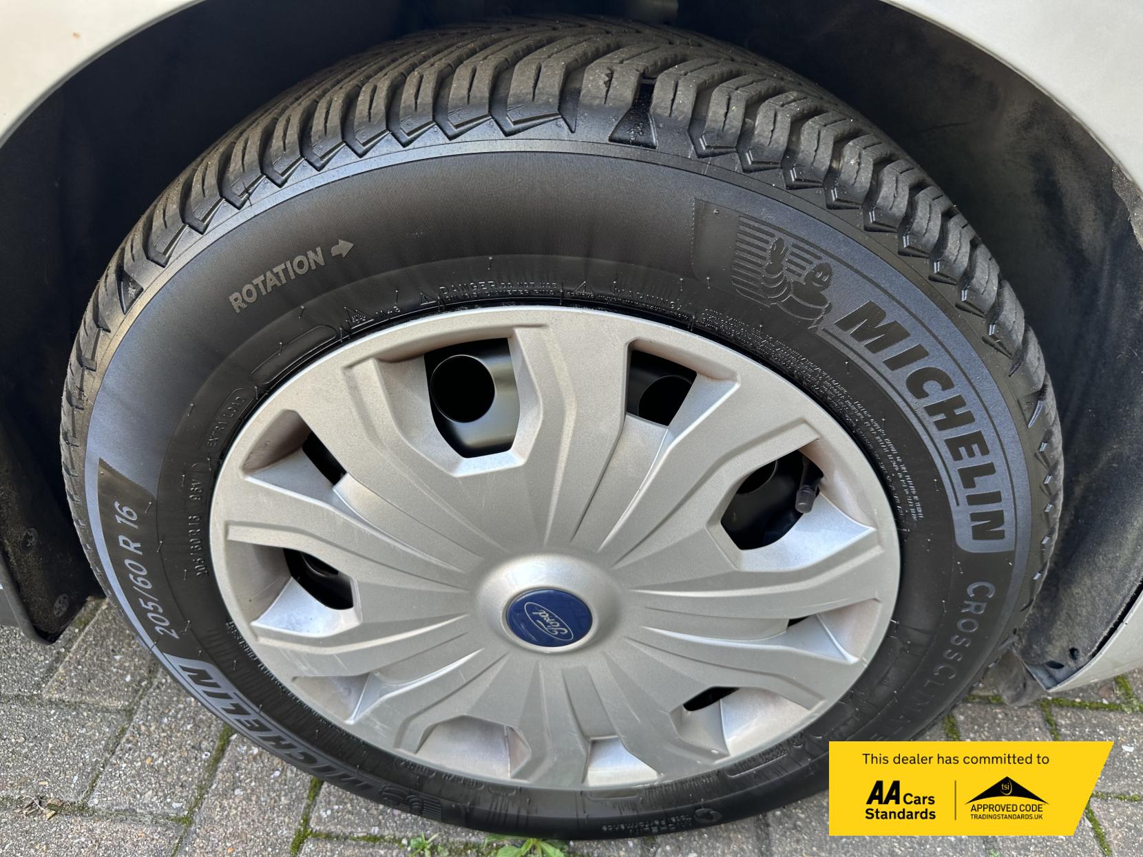 Ford Transit Connect 1.5 230 EcoBlue Trend Crew Van Double Cab 6dr Diesel Manual L2 Euro 6 (s/s) (100 ps)