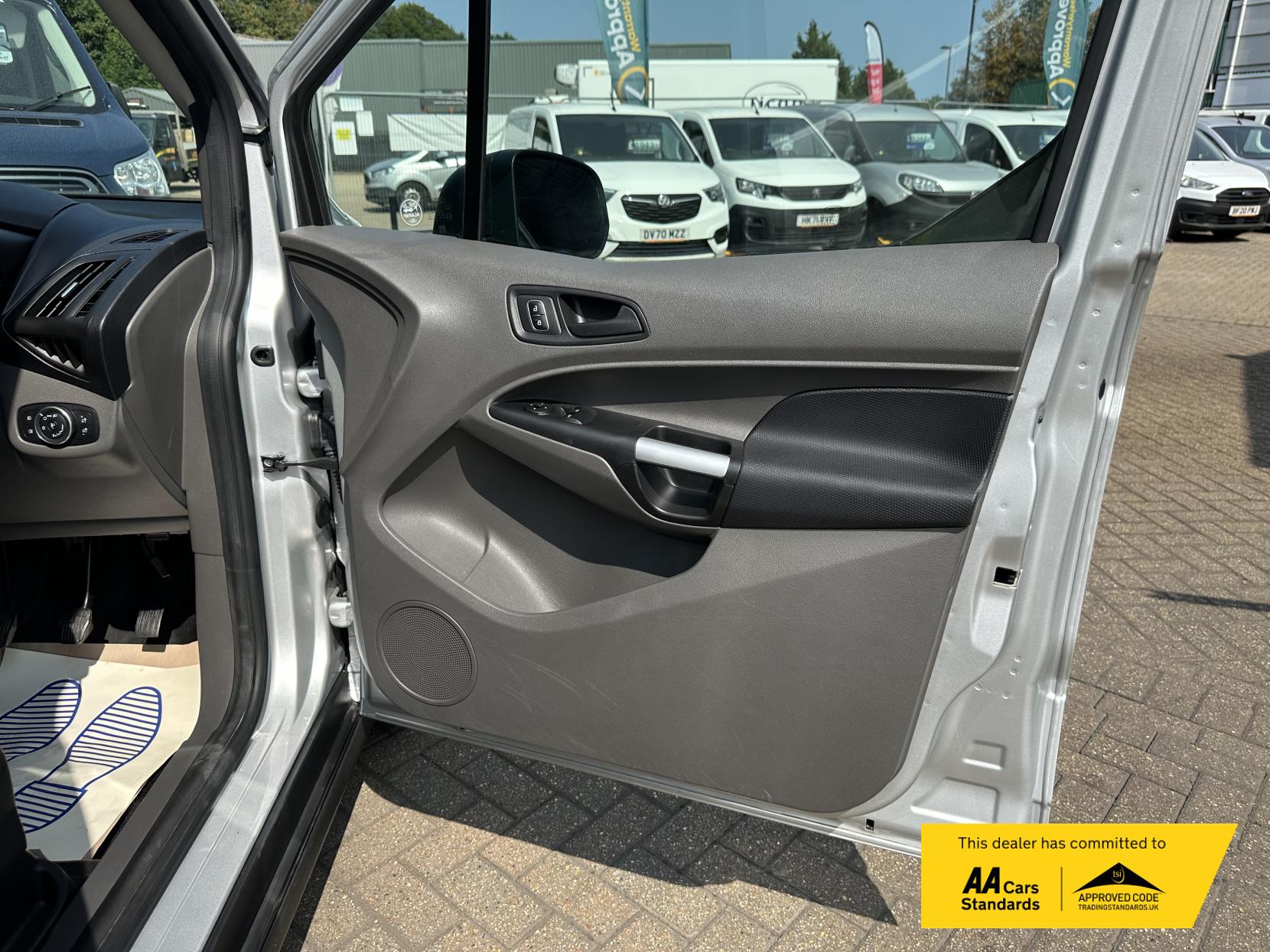 Ford Transit Connect 1.5 230 EcoBlue Trend Crew Van Double Cab 6dr Diesel Manual L2 Euro 6 (s/s) (100 ps)