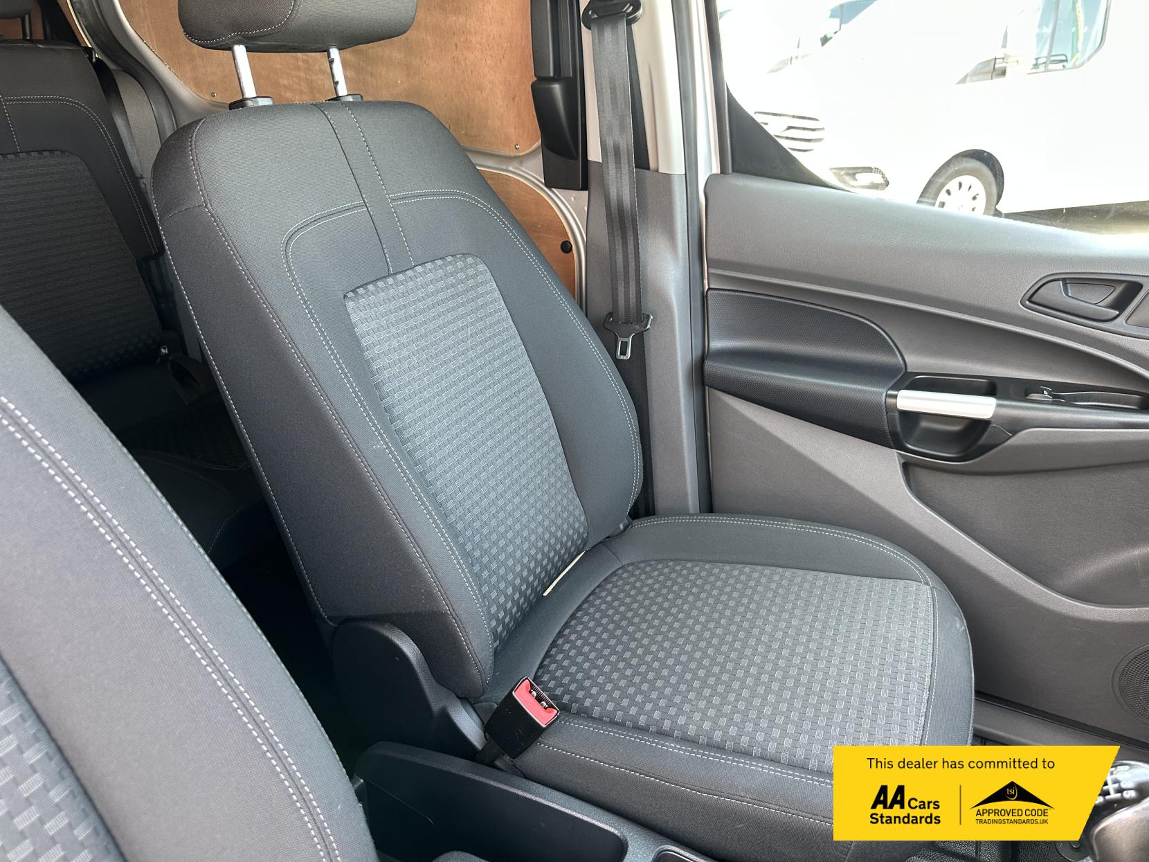 Ford Transit Connect 1.5 230 EcoBlue Trend Crew Van Double Cab 6dr Diesel Manual L2 Euro 6 (s/s) (100 ps)