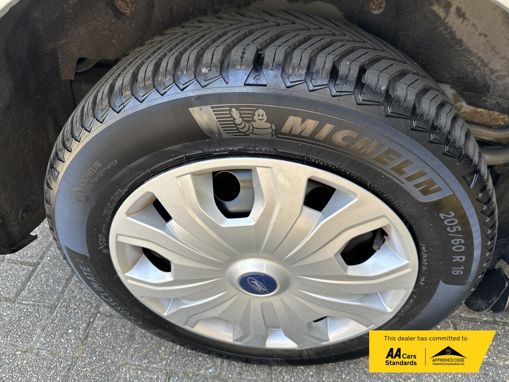 Ford Transit Connect 1.5 230 EcoBlue Trend Crew Van Double Cab 6dr Diesel Manual L2 Euro 6 (s/s) (100 ps)