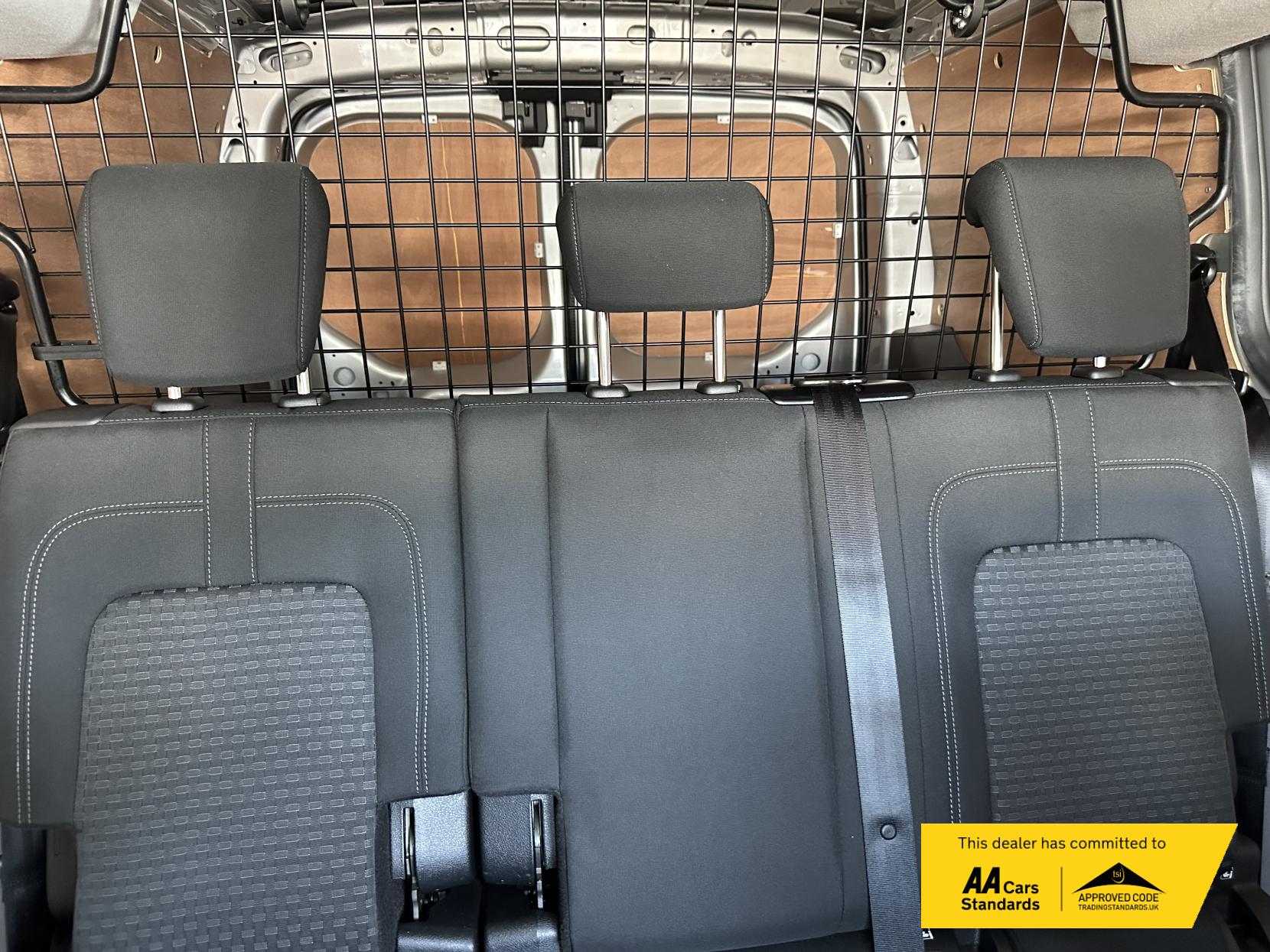 Ford Transit Connect 1.5 230 EcoBlue Trend Crew Van Double Cab 6dr Diesel Manual L2 Euro 6 (s/s) (100 ps)