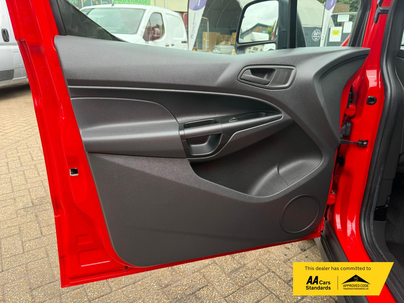 Ford Transit Connect 1.5 TDCi 210 ECOnetic Panel Van 5dr Diesel Manual L2 H1 (109 g/km, 99 bhp)